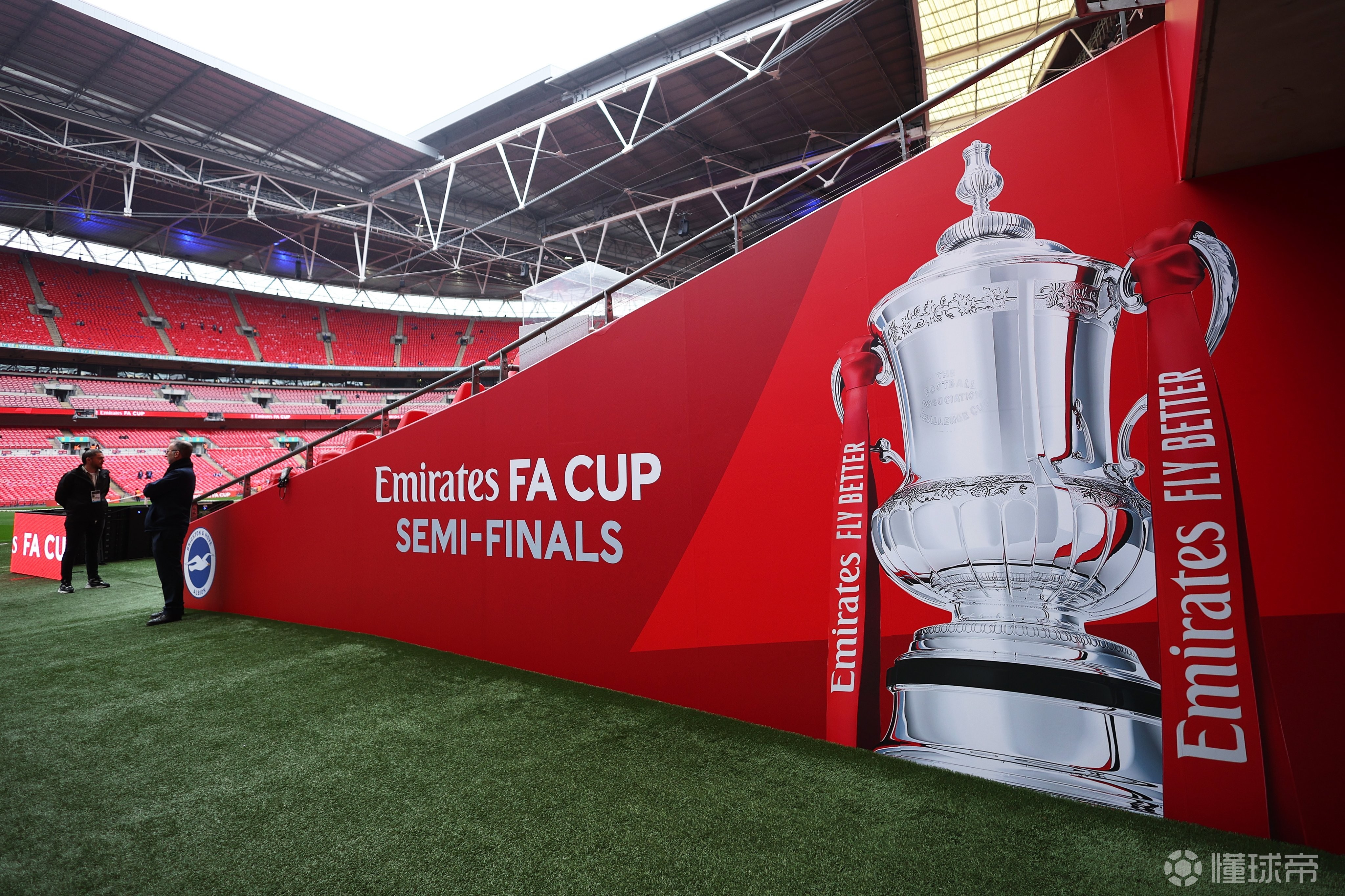 ballbet体育官网-包含费城76人训练开放日，赛后手感冰凉引欢呼，足总杯在即，球队文化再被提及的词条-ballbet体育官网